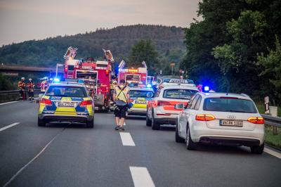 Remshalden: Schwerer Auffahrunfall fordert 4 Verletzte auf der B29